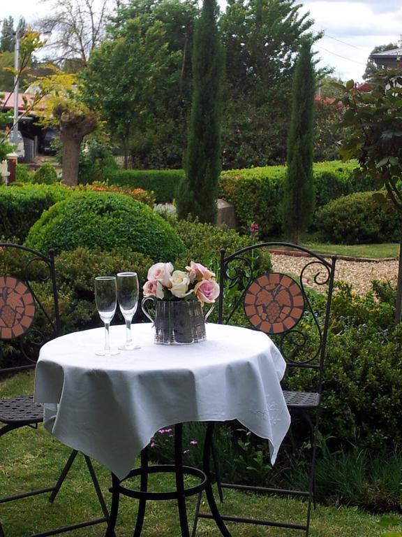 Barnsley House Bed And Breakfast Beechworth Buitenkant foto
