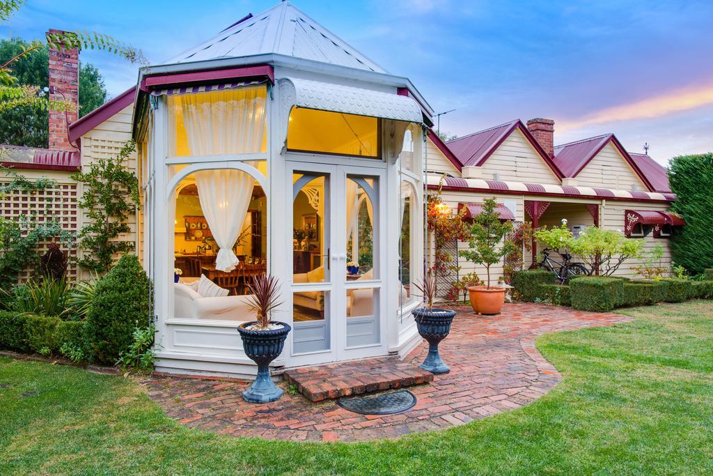 Barnsley House Bed And Breakfast Beechworth Buitenkant foto