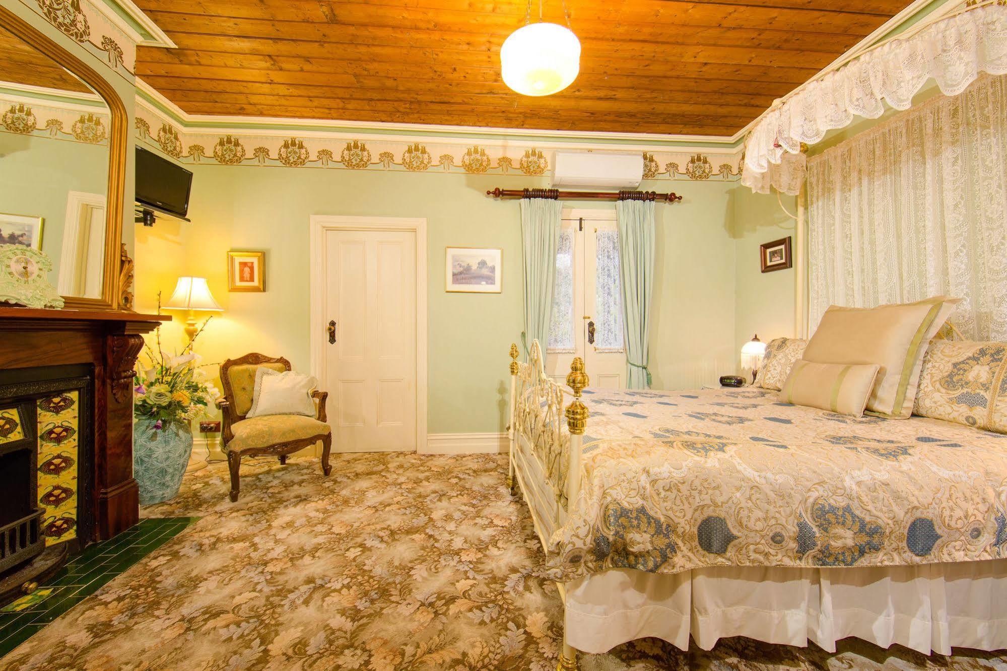 Barnsley House Bed And Breakfast Beechworth Buitenkant foto
