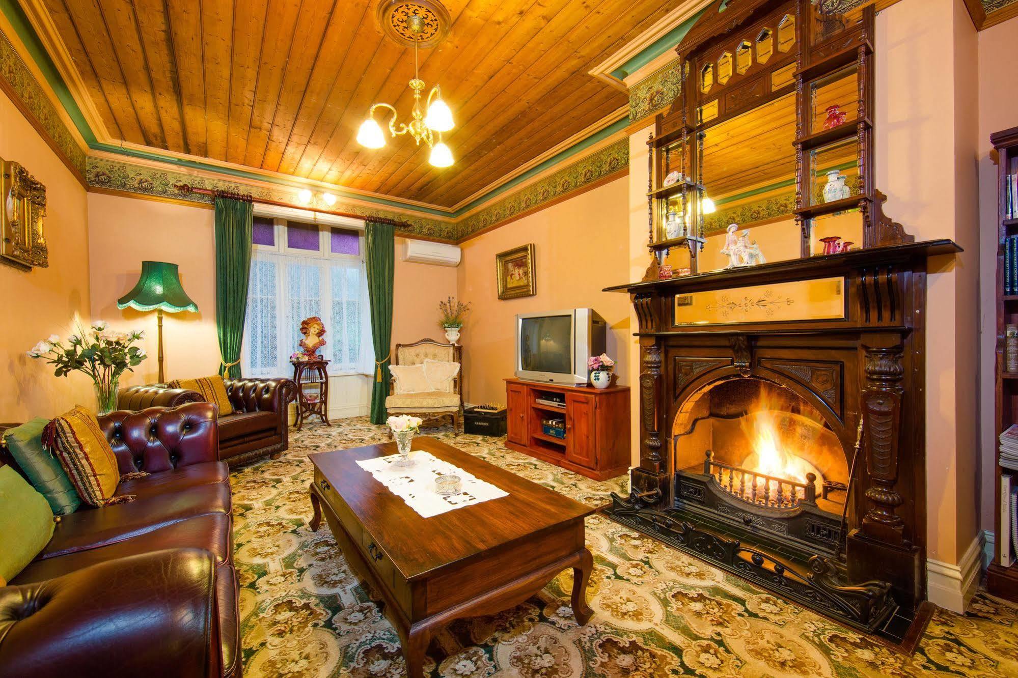Barnsley House Bed And Breakfast Beechworth Buitenkant foto